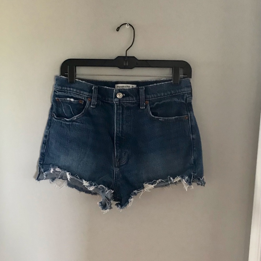 Abercrombie & Fitch High Rise Mom Short Sz 28
